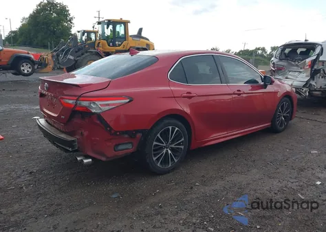 2019 Toyota Camry Se z USA, uszkodzony, nr VIN 4T1B11HK6KU181405